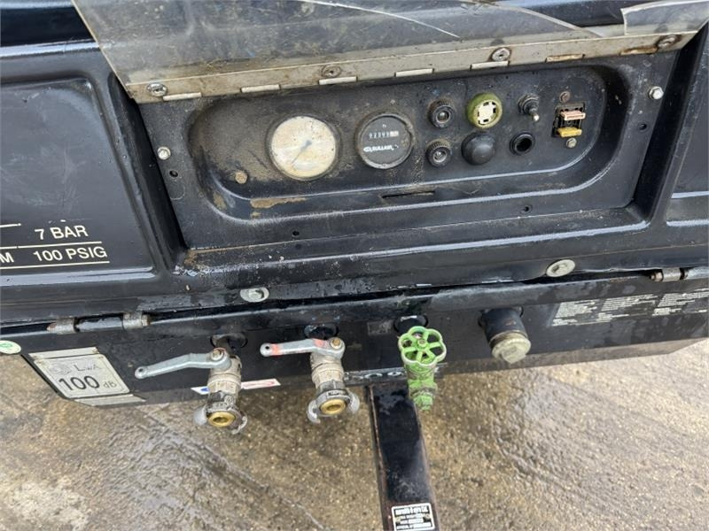 Sullair 130 CFM Compressor - ضاغط الهواء: صور 5 Sullair 130 CFM Compressor - ضاغط الهواء: صور 5