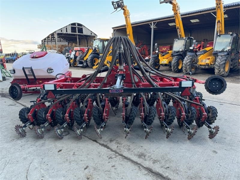 Sumo DD4 Seed Drill c/w Front Tank - الة بذر: صور 4 Sumo DD4 Seed Drill c/w Front Tank - الة بذر: صور 4