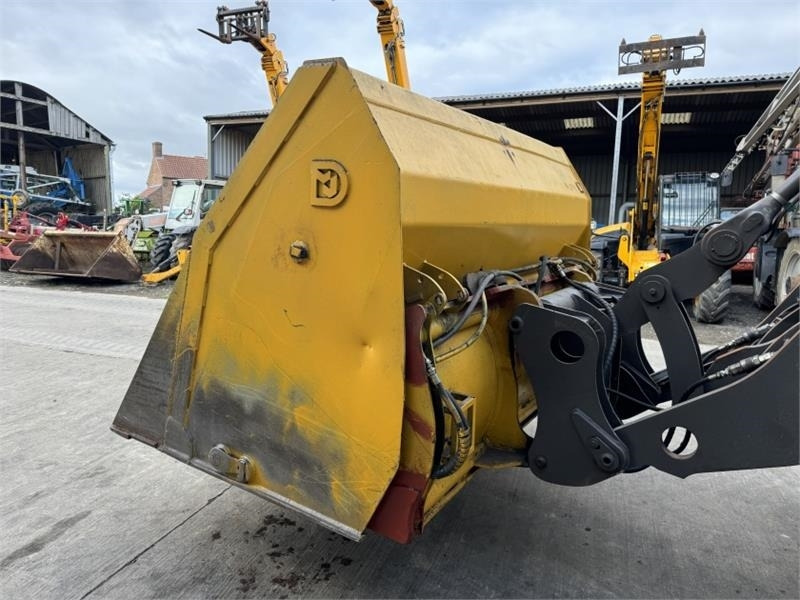 VJD L90 Toe Tip Bucket - شاحنة مفصلية: صور 5 VJD L90 Toe Tip Bucket - شاحنة مفصلية: صور 5