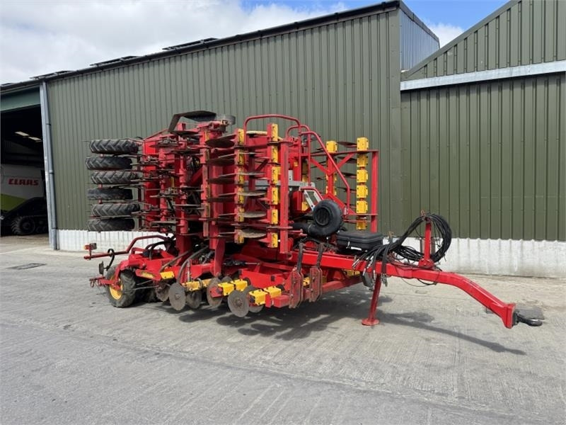 Vaderstad Rapid A600s **3 Row** - الة بذر: صور 1 Vaderstad Rapid A600s **3 Row** - الة بذر: صور 1