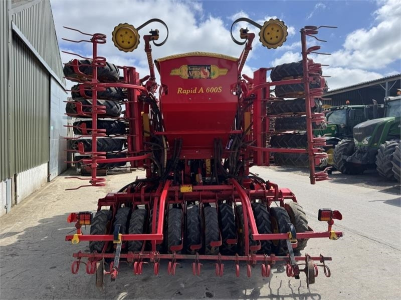Vaderstad Rapid A600s **3 Row** - الة بذر: صور 3 Vaderstad Rapid A600s **3 Row** - الة بذر: صور 3