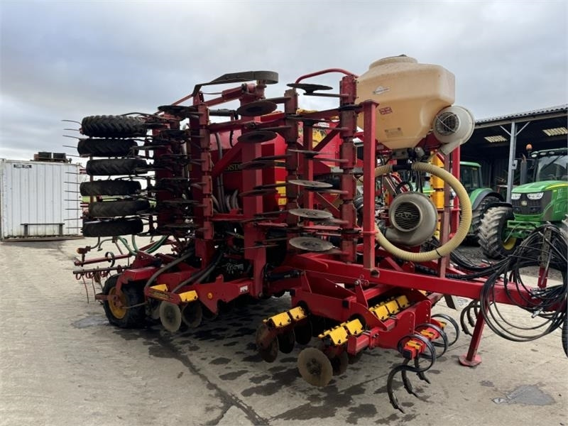 Vaderstad Rapid A600s 6m Seed Drill  - الة بذر: صور 5 Vaderstad Rapid A600s 6m Seed Drill  - الة بذر: صور 5