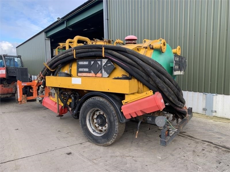 Whale Vacume Tanker - صهريج السماد السائل: صور 2 Whale Vacume Tanker - صهريج السماد السائل: صور 2