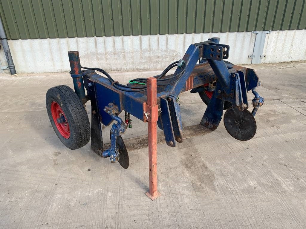 Bespoke 1.50M Nursery Tree Undercutter - معدات الغابات: صور 1 Bespoke 1.50M Nursery Tree Undercutter - معدات الغابات: صور 1