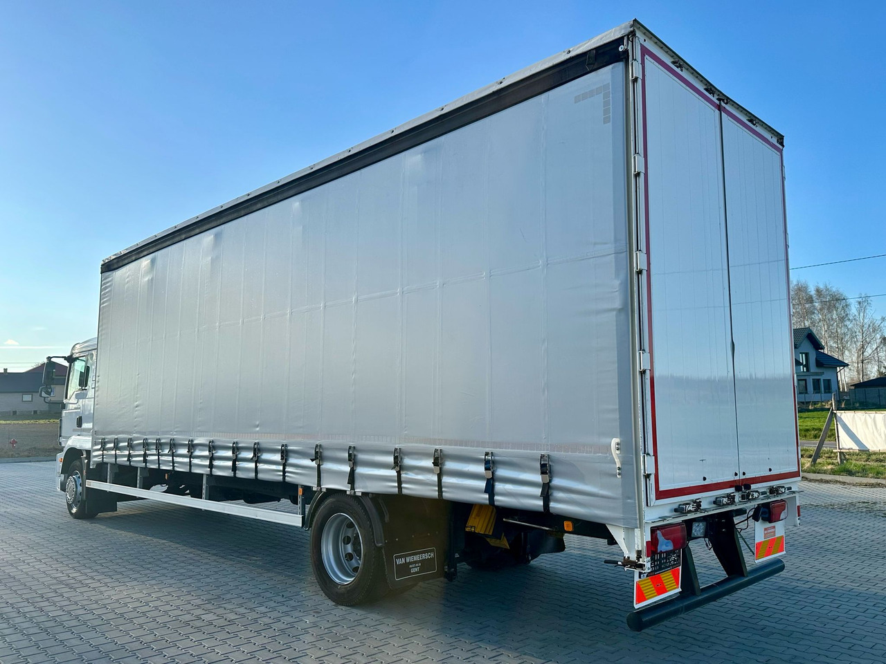 MAN TGM 18.290 / FIRANKA / WINDA / 22 EUROPALETY / AUTOMAT / SYPIALKA / 9 059 KG ŁADOWNOŚCI / NISKI PRZEBIEG / ZSUWANY DACH / EURO 6 - شاحنة ستارة: صور 3 MAN TGM 18.290 / FIRANKA / WINDA / 22 EUROPALETY / AUTOMAT / SYPIALKA / 9 059 KG ŁADOWNOŚCI / NISKI PRZEBIEG / ZSUWANY DACH / EURO 6 - شاحنة ستارة: صور 3