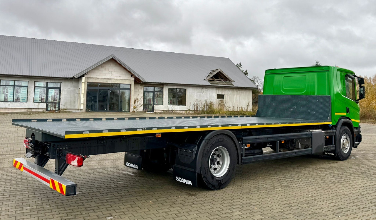 SCANIA P320 / PLATFORMA / NOWY / 5 TYŚ KM / SYPIALKA / 2023 ROK / CAŁA NA PODUSZKACH / 7.7 M DŁUGOŚCI / LAWETA / DO PRZEWOZU MASZYN ROLNICZYCH ITP - شاحنات مسطحة: صور 4 SCANIA P320 / PLATFORMA / NOWY / 5 TYŚ KM / SYPIALKA / 2023 ROK / CAŁA NA PODUSZKACH / 7.7 M DŁUGOŚCI / LAWETA / DO PRZEWOZU MASZYN ROLNICZYCH ITP - شاحنات مسطحة: صور 4