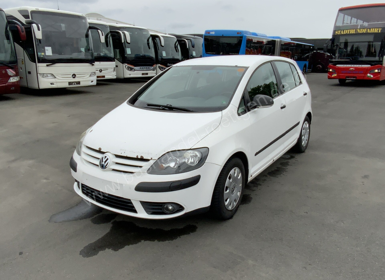 Volkswagen Golf Plus 2.0 TDI - سيارة: صور 2 Volkswagen Golf Plus 2.0 TDI - سيارة: صور 2