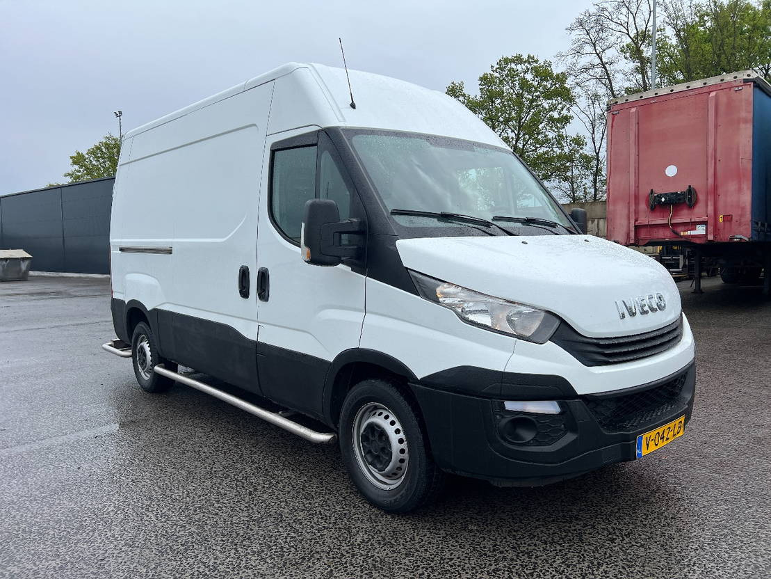Iveco Daily 35S12 Euro 6, AUT - فان: صور 2 Iveco Daily 35S12 Euro 6, AUT - فان: صور 2
