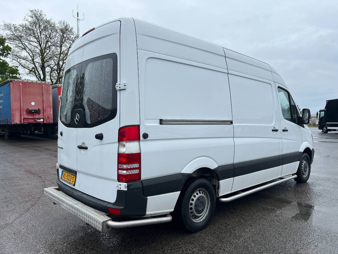 Mercedes-Benz Sprinter 310 Euro 5, Automaat - فان المدمجة: صور 4 Mercedes-Benz Sprinter 310 Euro 5, Automaat - فان المدمجة: صور 4