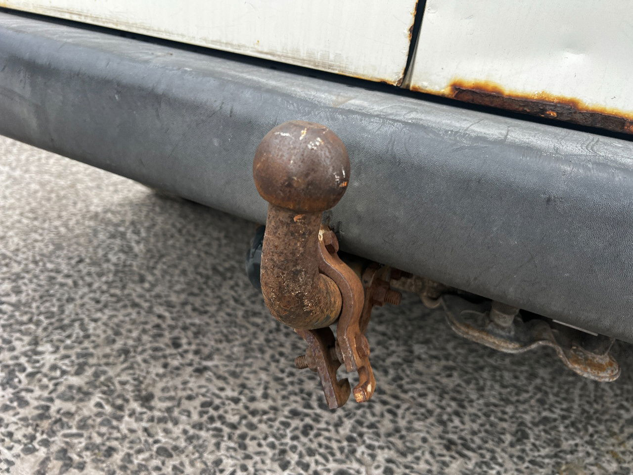 Volkswagen Transporter 2.5 tdi, 96kw, dubbele cabine - فان المدمجة: صور 5 Volkswagen Transporter 2.5 tdi, 96kw, dubbele cabine - فان المدمجة: صور 5