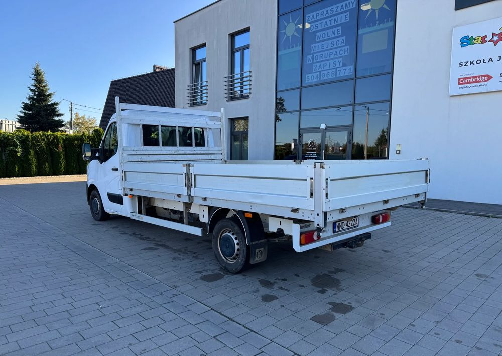 الشاحنات الصغيرة المسطحة Renault Master: صور 7