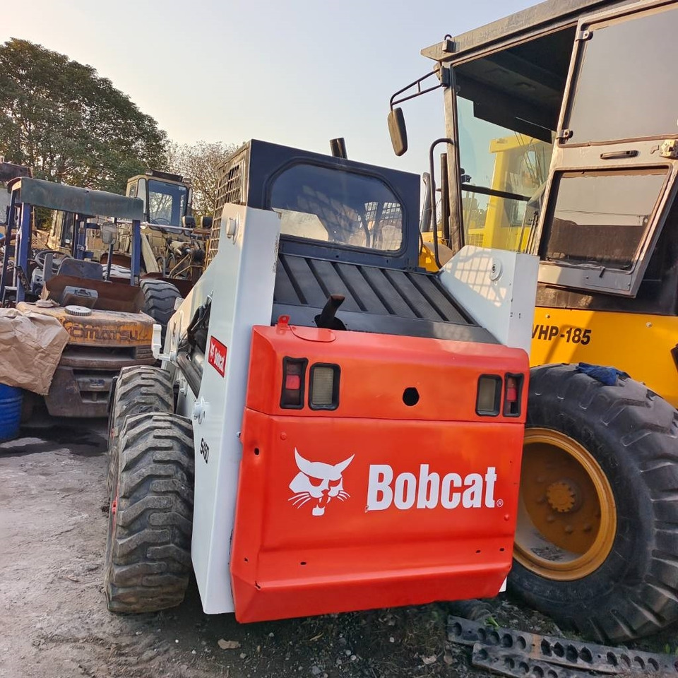Bobcat S 450 - شيول صغير: صور 3 Bobcat S 450 - شيول صغير: صور 3