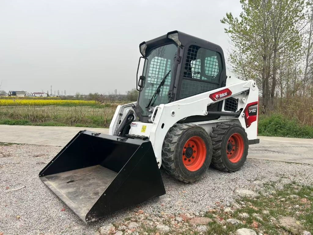 Bobcat S 450 - شيول صغير: صور 3 Bobcat S 450 - شيول صغير: صور 3
