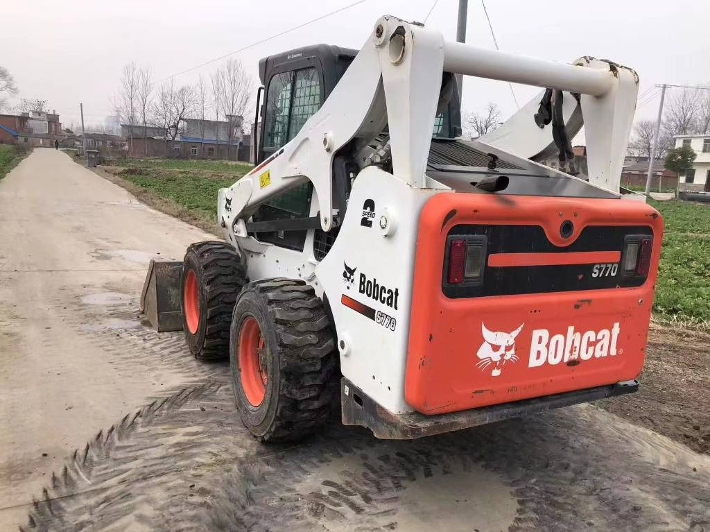 Bobcat S 770 - شيول صغير: صور 2 Bobcat S 770 - شيول صغير: صور 2