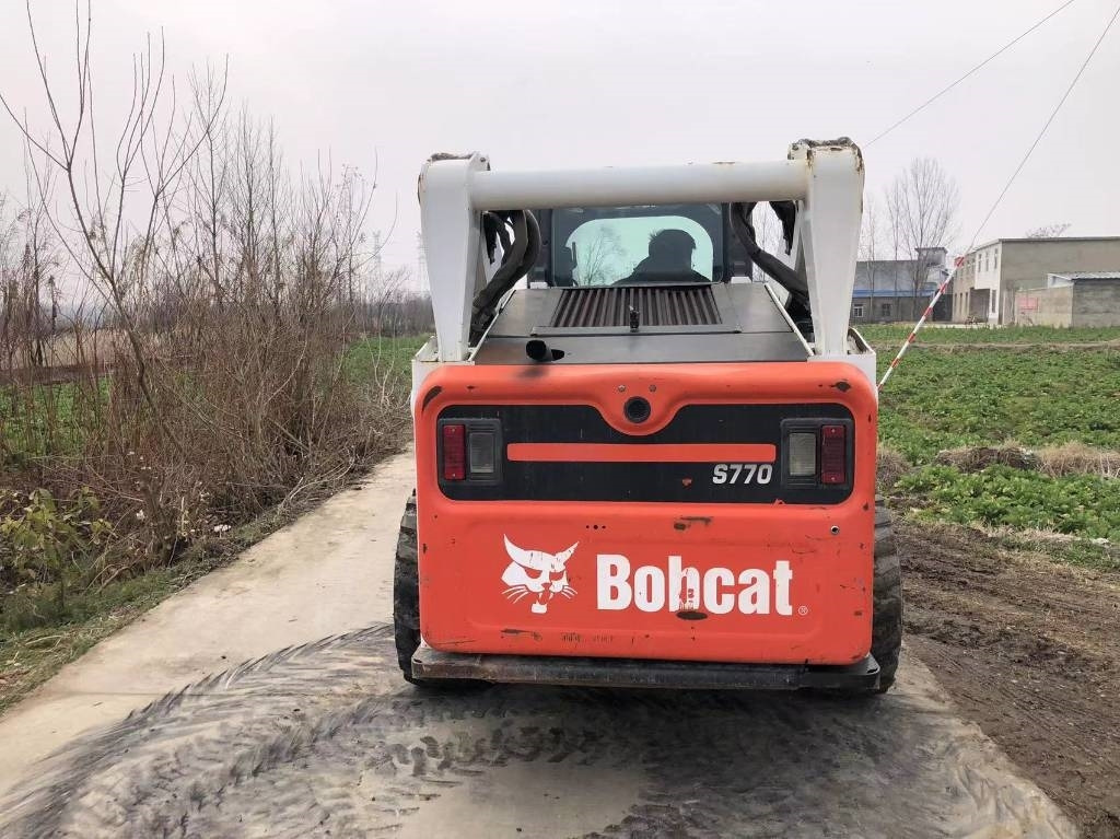 Bobcat T 770 - شيول صغير: صور 2 Bobcat T 770 - شيول صغير: صور 2