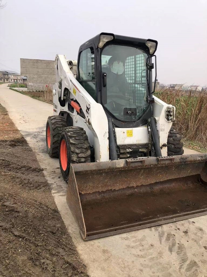 Bobcat T 770 - شيول صغير: صور 4 Bobcat T 770 - شيول صغير: صور 4