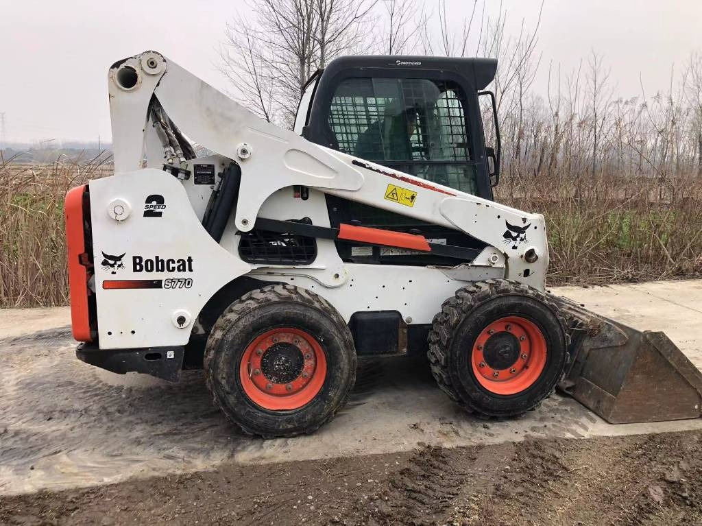 Bobcat T 770 - شيول صغير: صور 1 Bobcat T 770 - شيول صغير: صور 1