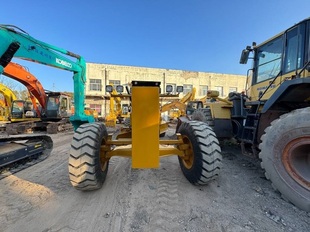 CAT 140 H - حفارات زحافة: صور 5 CAT 140 H - حفارات زحافة: صور 5