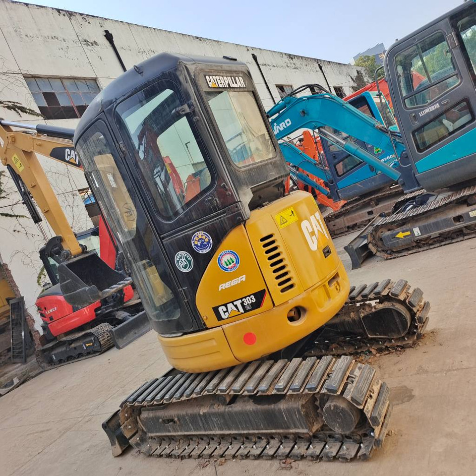 CAT 303 CR - حفارة مصغرة: صور 4 CAT 303 CR - حفارة مصغرة: صور 4