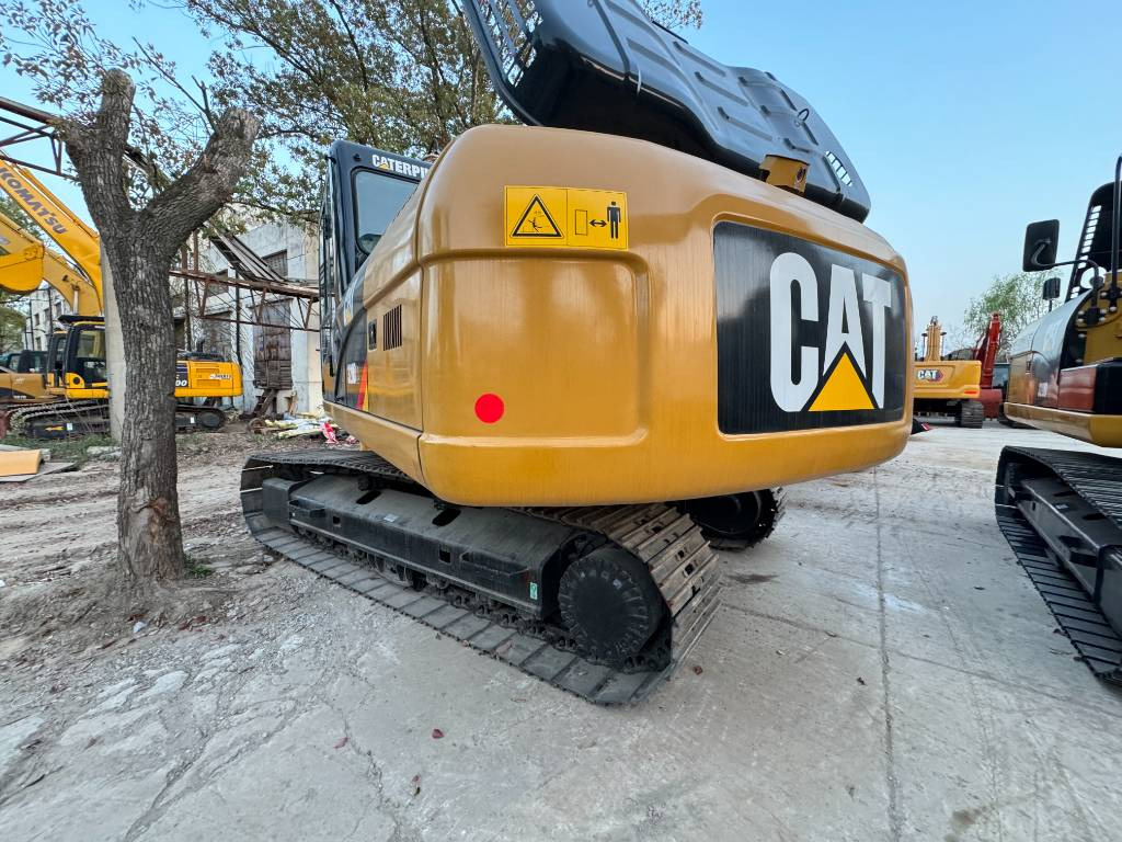 حفارات زحافة CAT 320 D   Engine C7.1: صور 10