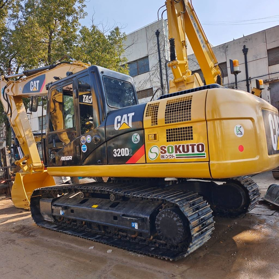 CAT 320 D2 - حفارات زحافة: صور 1 CAT 320 D2 - حفارات زحافة: صور 1
