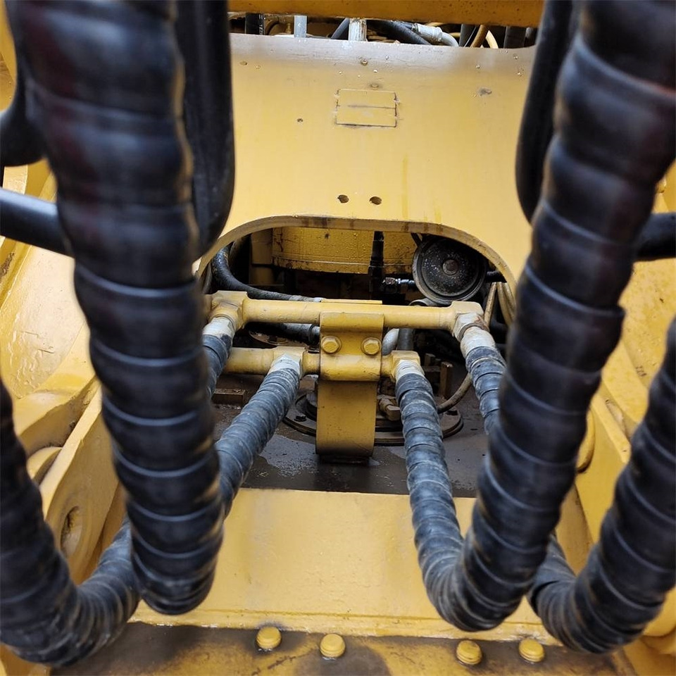 CAT 320 D - حفارات زحافة: صور 5 CAT 320 D - حفارات زحافة: صور 5