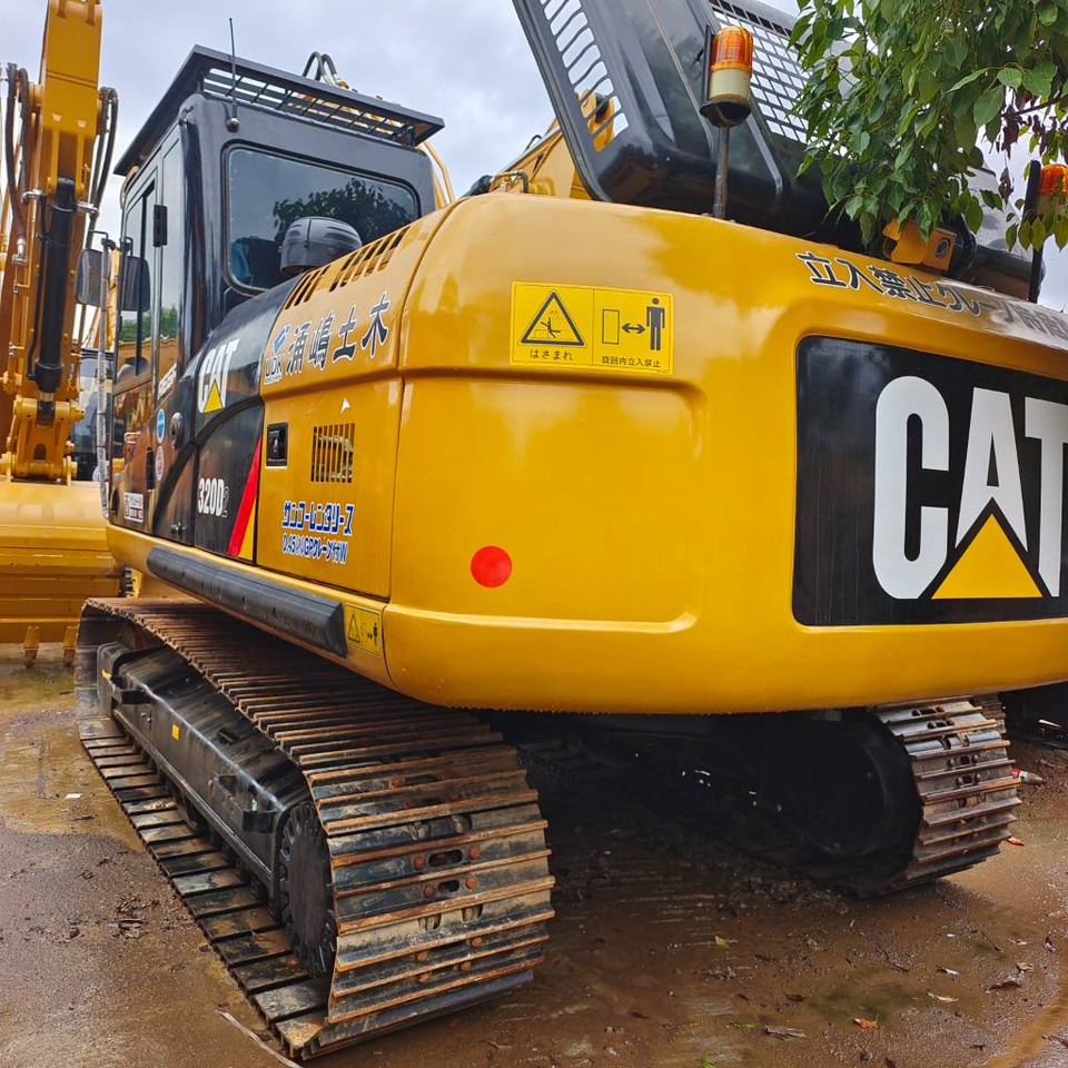 CAT 320D2 - حفارات زحافة: صور 4 CAT 320D2 - حفارات زحافة: صور 4