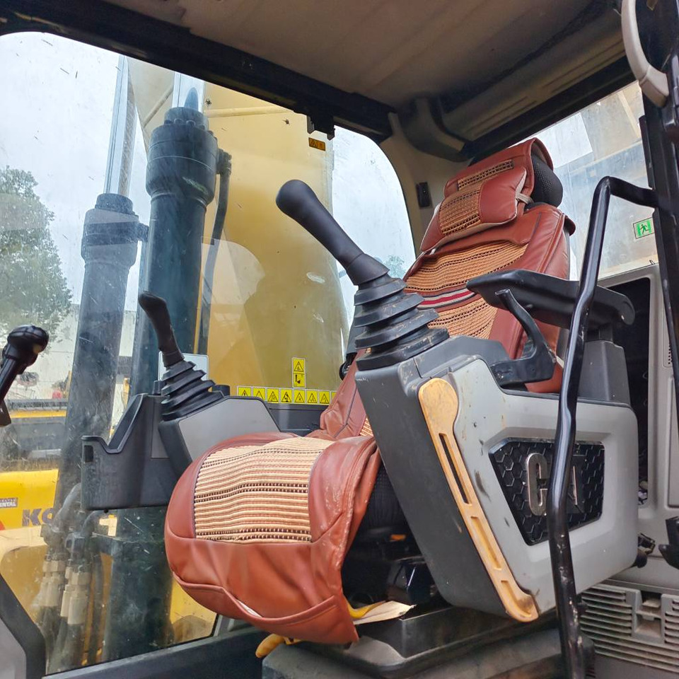 CAT 320GC - حفارات زحافة: صور 4 CAT 320GC - حفارات زحافة: صور 4