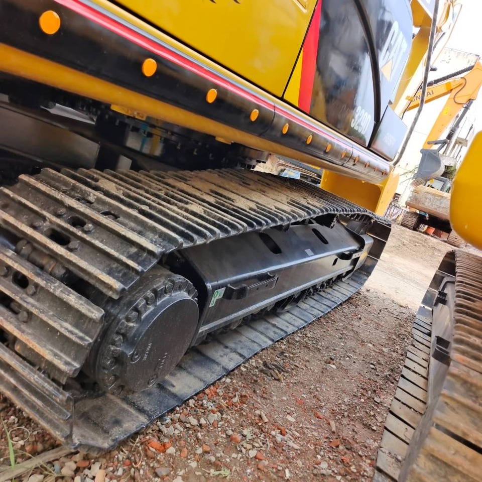 CAT 329 D - حفارات زحافة: صور 4 CAT 329 D - حفارات زحافة: صور 4