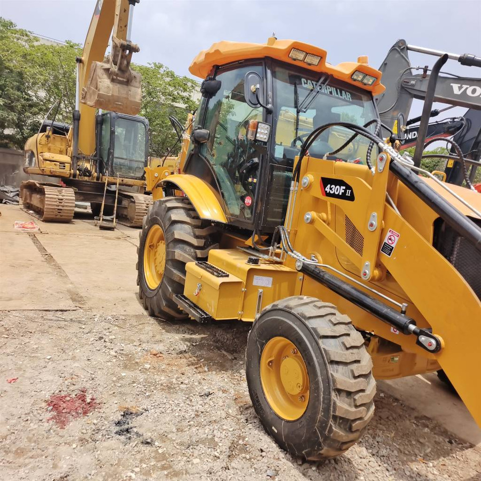 CAT 430 F - حفار متعدد الاستخدام: صور 1 CAT 430 F - حفار متعدد الاستخدام: صور 1
