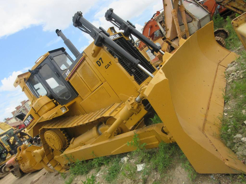CAT D 7 H - بلدوزر: صور 3 CAT D 7 H - بلدوزر: صور 3