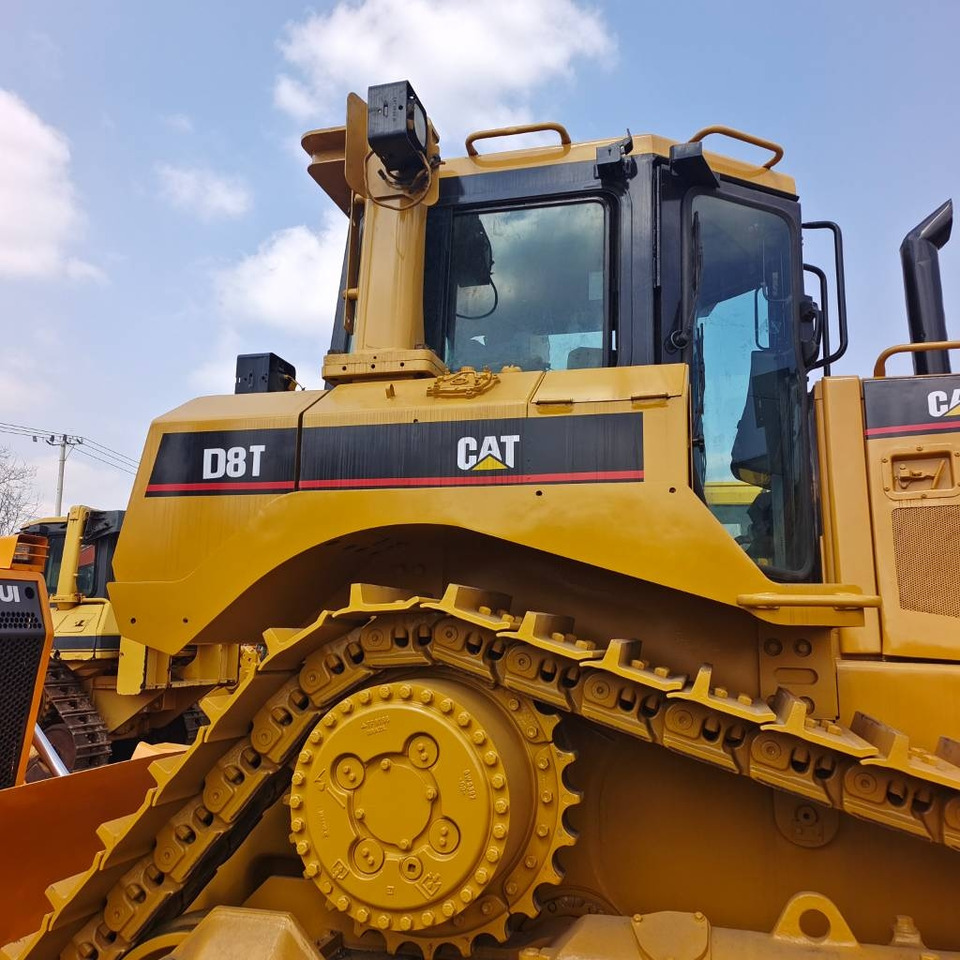 CAT D 8 T - بلدوزر: صور 1 CAT D 8 T - بلدوزر: صور 1