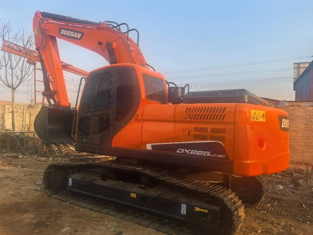 Doosan DX 225 LC-9c - حفارات زحافة: صور 1 Doosan DX 225 LC-9c - حفارات زحافة: صور 1