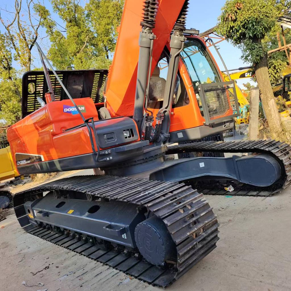 Doosan DX 225 LC - حفارات زحافة: صور 4 Doosan DX 225 LC - حفارات زحافة: صور 4