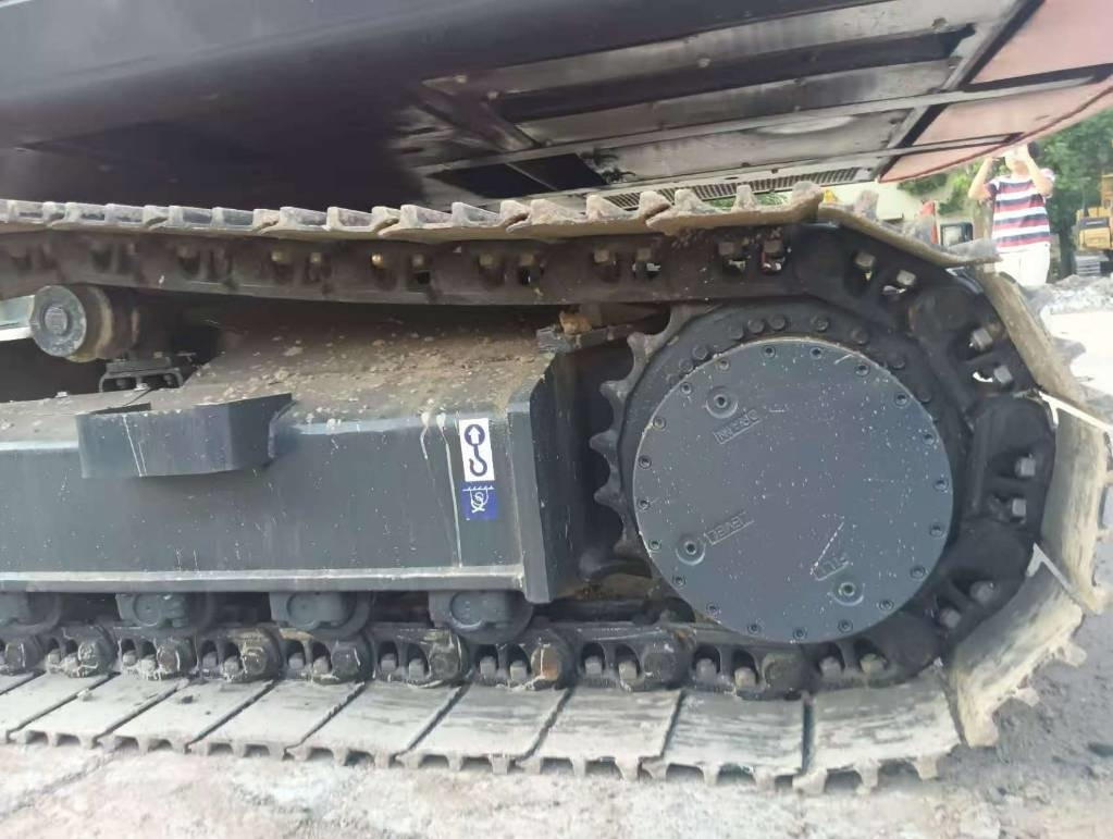 Doosan DX 225 - حفارات زحافة: صور 2 Doosan DX 225 - حفارات زحافة: صور 2