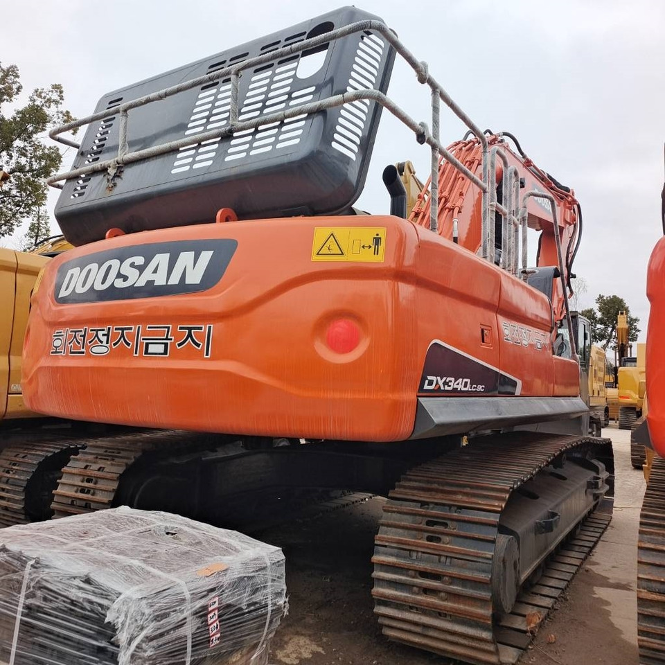 Doosan DX 300 LC - حفارات زحافة: صور 5 Doosan DX 300 LC - حفارات زحافة: صور 5
