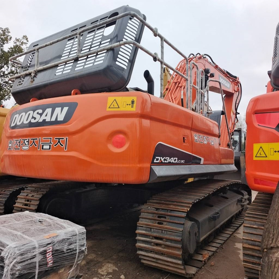 Doosan DX 300 LC - حفارات زحافة: صور 3 Doosan DX 300 LC - حفارات زحافة: صور 3