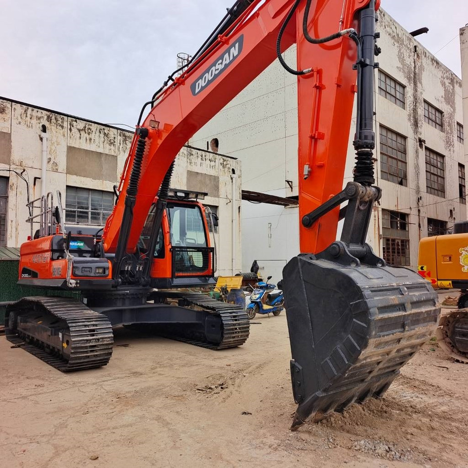 Doosan DX 300 - حفارات زحافة: صور 5 Doosan DX 300 - حفارات زحافة: صور 5