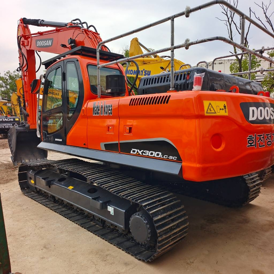 Doosan DX 300 - حفارات زحافة: صور 1 Doosan DX 300 - حفارات زحافة: صور 1