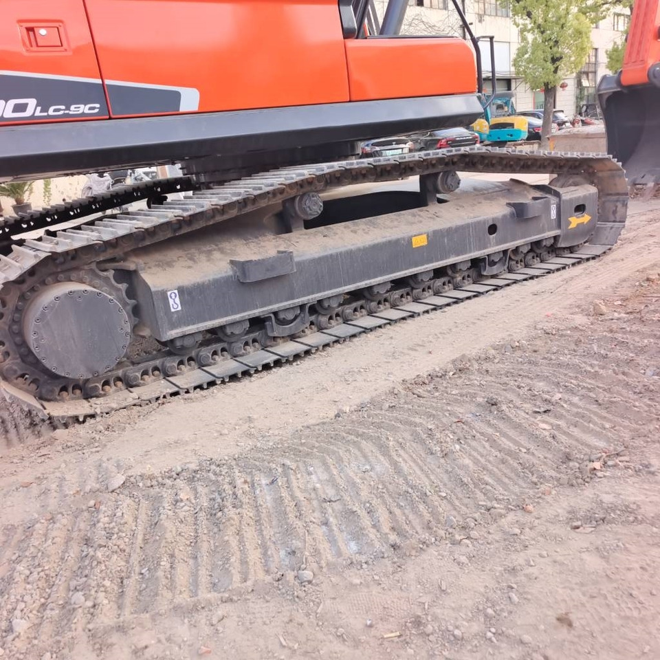 Doosan DX300 - حفارات زحافة: صور 3 Doosan DX300 - حفارات زحافة: صور 3