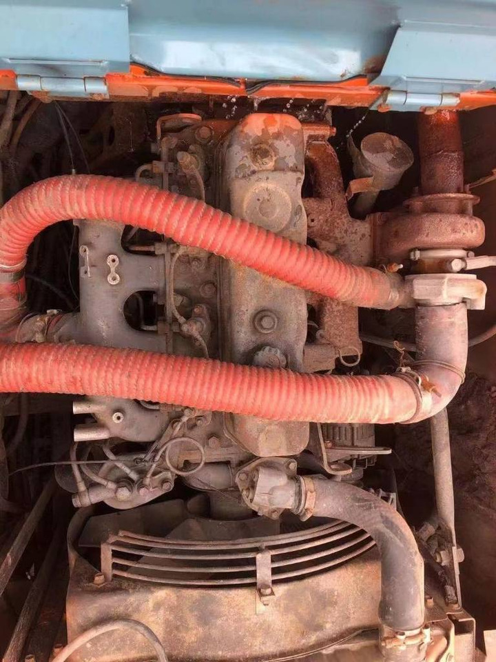 Hitachi EX 120-3 - حفارات زحافة: صور 5 Hitachi EX 120-3 - حفارات زحافة: صور 5