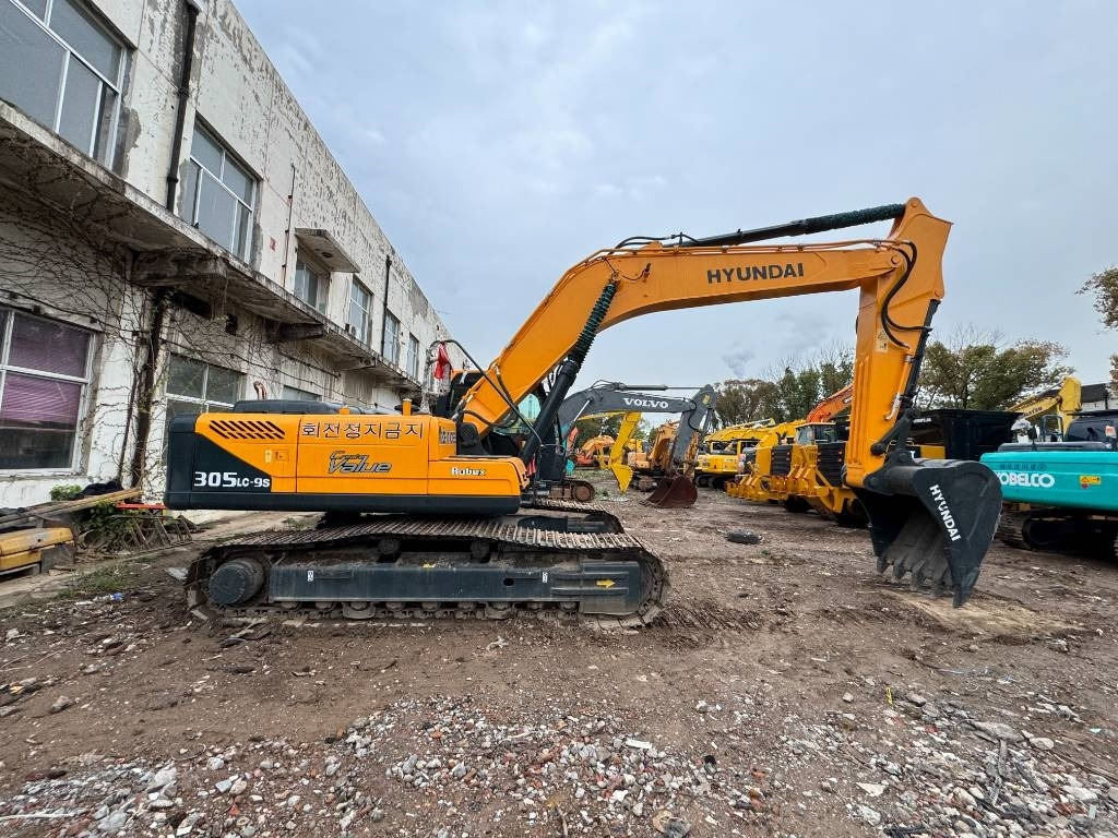 Hyundai 305lc - حفارات زحافة: صور 2 Hyundai 305lc - حفارات زحافة: صور 2