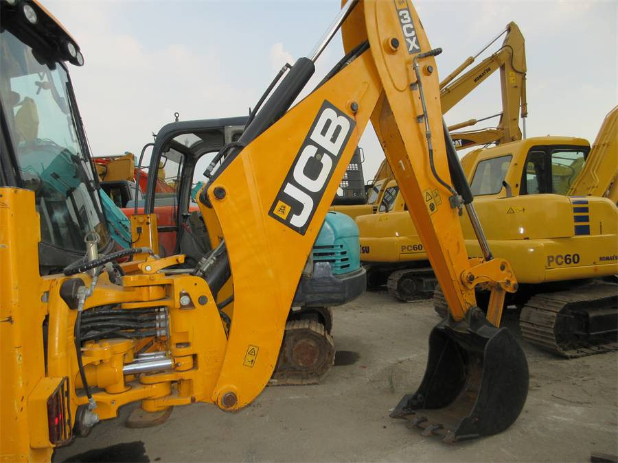 JCB 3 CX - حفار متعدد الاستخدام: صور 4 JCB 3 CX - حفار متعدد الاستخدام: صور 4