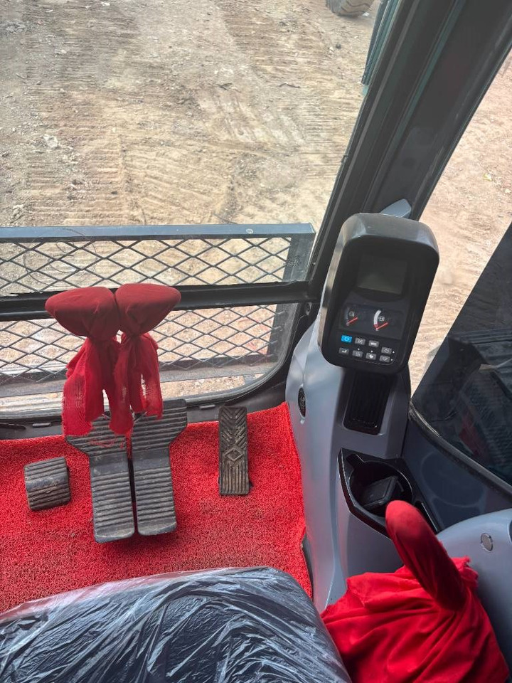 حفارات زحافة Kobelco SK 210: صور 23