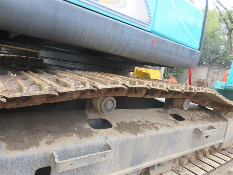 Kobelco SK 210 - حفارات زحافة: صور 3 Kobelco SK 210 - حفارات زحافة: صور 3