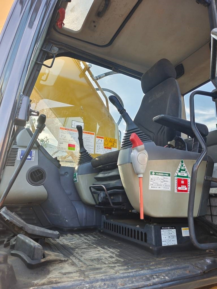 Komatsu PC 220 إيجار Komatsu PC 220: صور 6