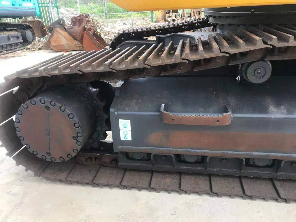 Komatsu PC 350 LC-7 - حفارات زحافة: صور 4 Komatsu PC 350 LC-7 - حفارات زحافة: صور 4