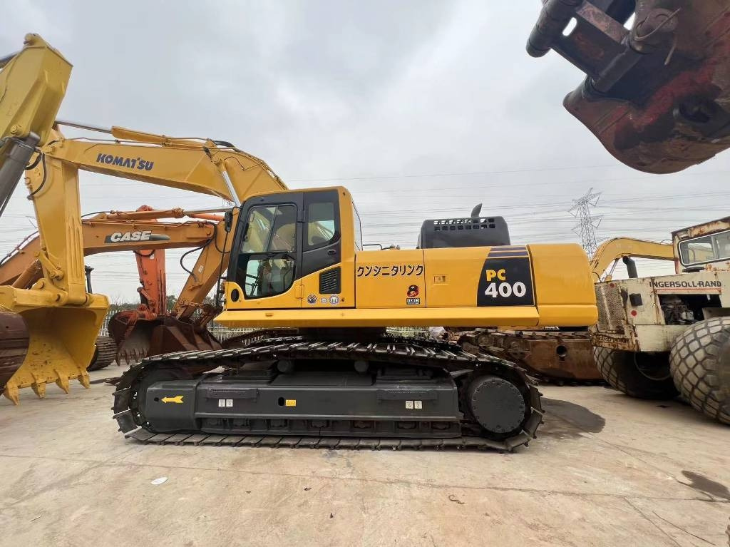 Komatsu PC 400 - حفارات زحافة: صور 1 Komatsu PC 400 - حفارات زحافة: صور 1