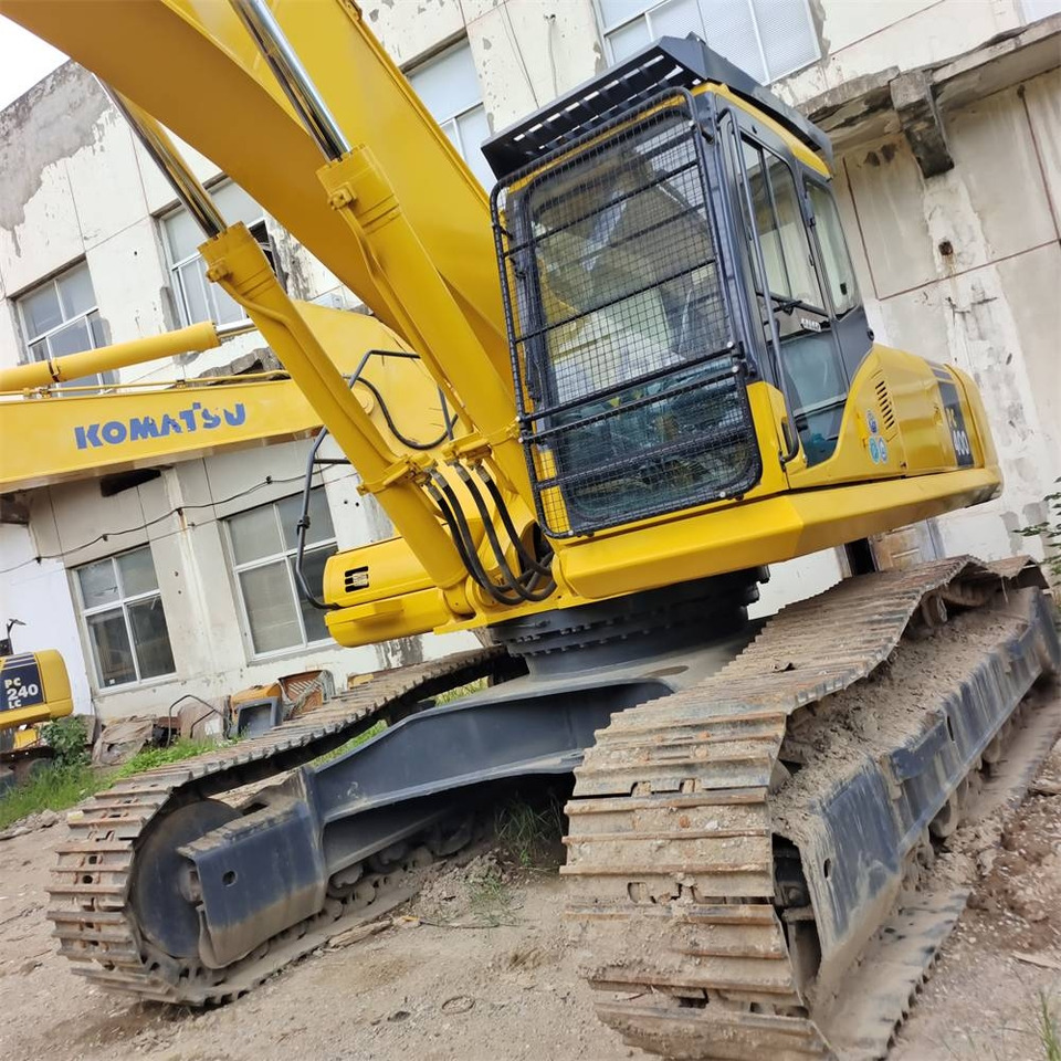 Komatsu PC 400 - حفارات زحافة: صور 1 Komatsu PC 400 - حفارات زحافة: صور 1