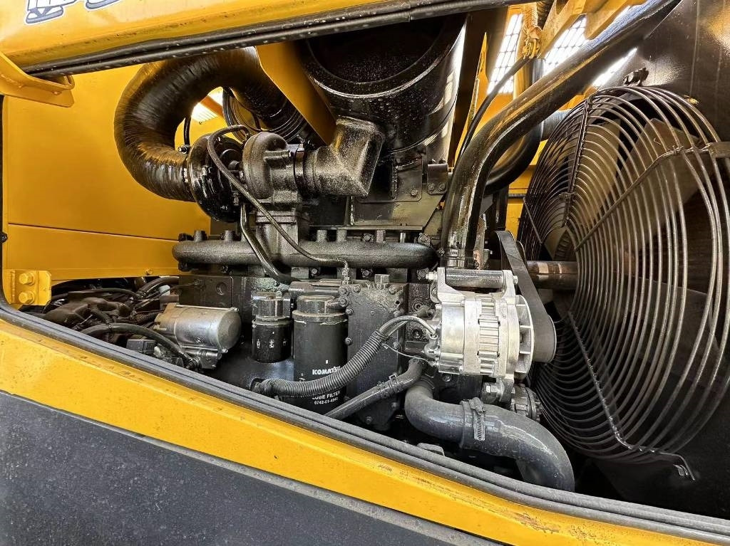 Komatsu WA 380 - اللودر بعجل: صور 2 Komatsu WA 380 - اللودر بعجل: صور 2